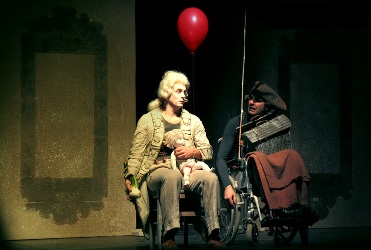 Foto di scena: Il Bugiardo di Carlo Goldoni presso il Teatro Litta di Milano 