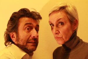 Foto: Alfredo Colina e Barbara Bertato, protagonisti di Mia moglie parla strano, in scena al Teatro Libero di Milano