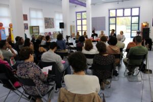 Foto: un’immagine della presentazione di stagione del Teatro Pim Off  di Milano