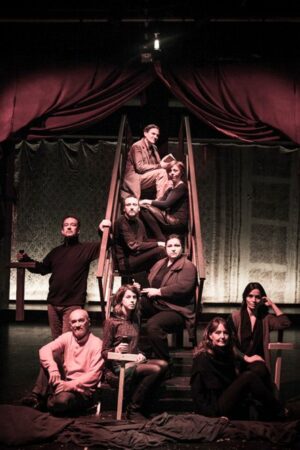 Foto: cast “Le intellettuali” di Molière, produzione Elsinor, in scena al Teatro Sala Fontana di Milano dal 12 al 29 marzo 2015