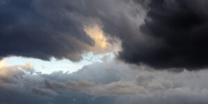 Foto: Il cielo senza nubi appare vuoto © Maurizio Gabbana