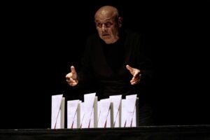 Foto di scena: I Persiani – Silvio Castiglioni - Milano, Teatro Oscar, dal 19 al 22 ottobre 2023